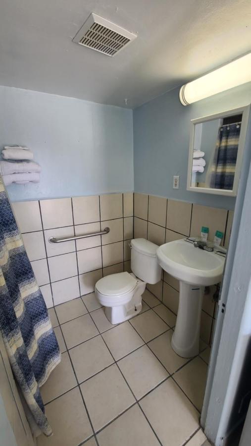 Green Spot Motel Victorville Buitenkant foto